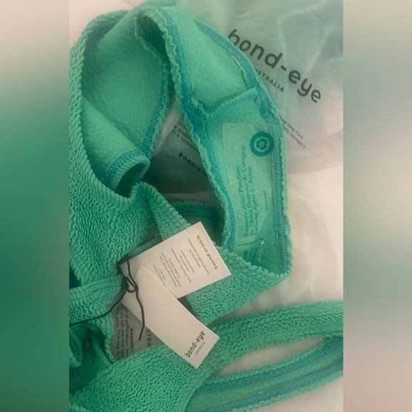 Bond Eye Swim Rico asymmetric one shoulder Cutout Swimsuit one Piece Green - Picture 13 of 16